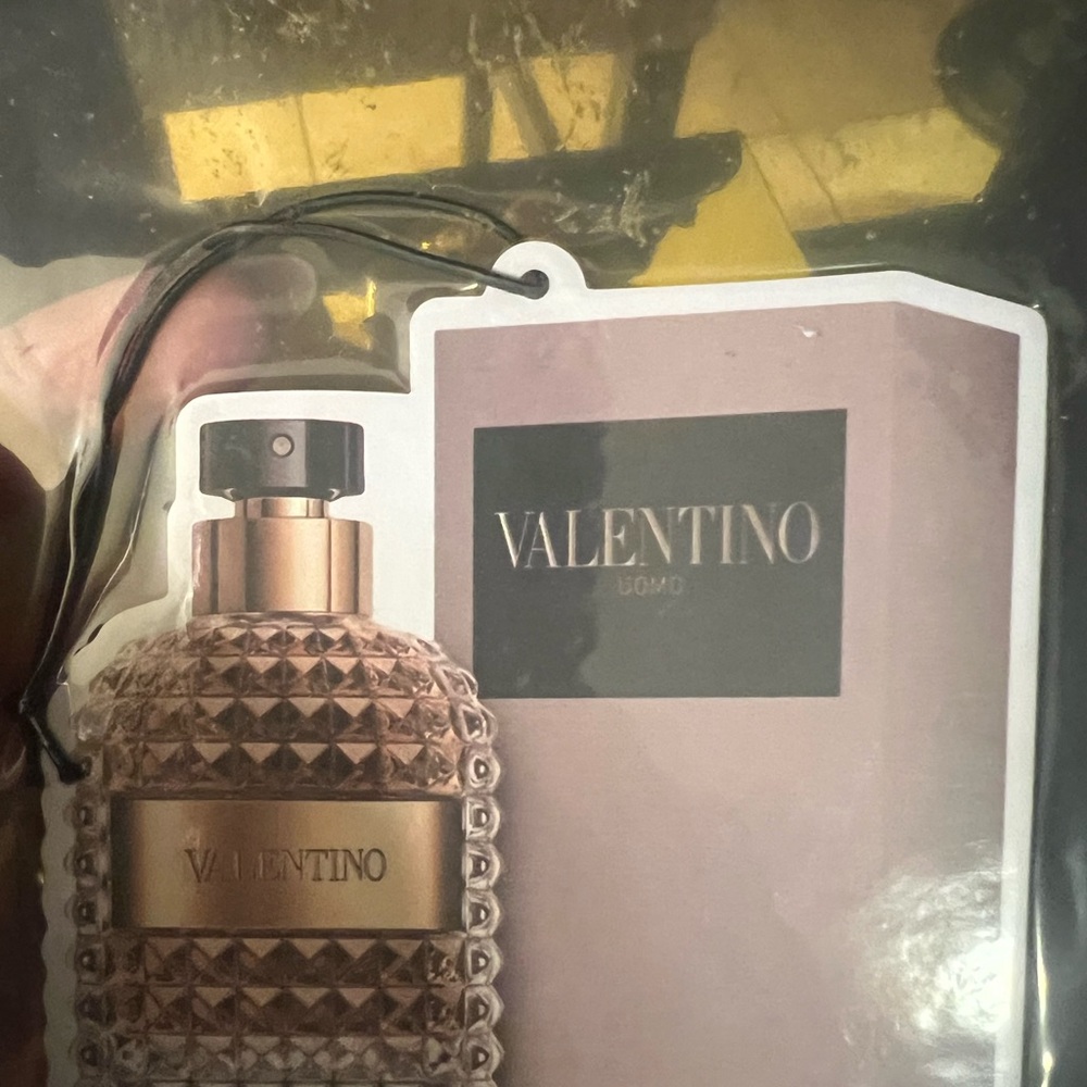 Valentino Uomo Fragrance Air Freshener - Picture 5 of 5